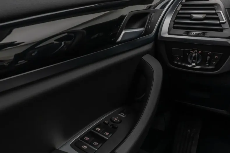 BMW X3 (Seria X) din 2023 cu 31.418 km - oferta BMW202754 - foto 31