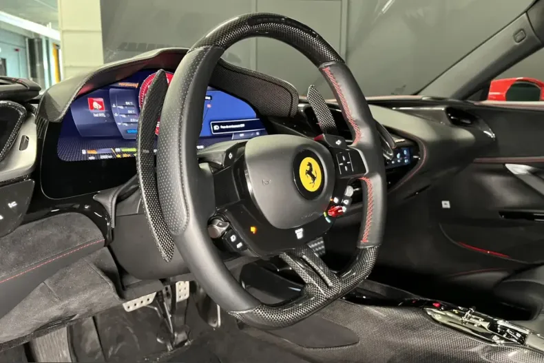 Ferrari SF90 din 2022 cu 5.000 km - oferta FER202756 - foto 10