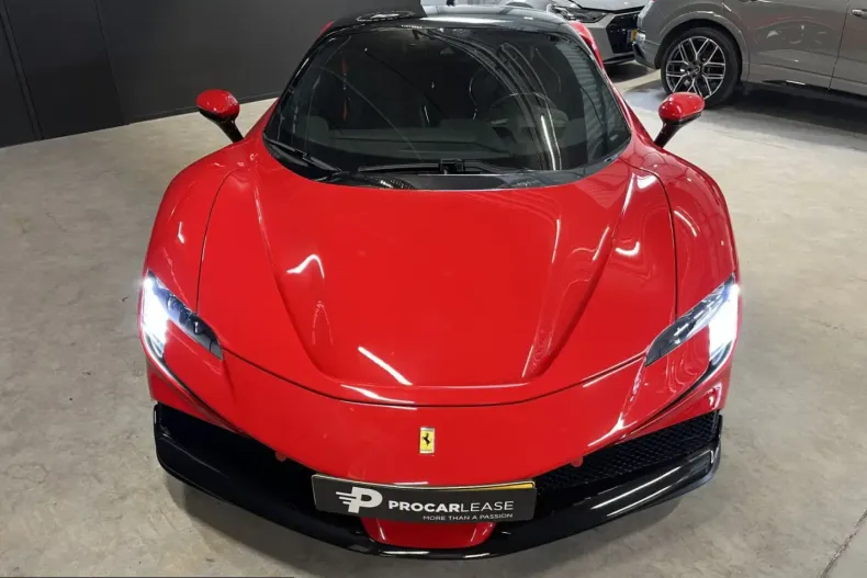 Ferrari SF90 din 2022 cu 5.000 km - oferta FER202756 - foto 19