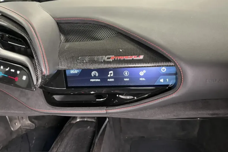 Ferrari SF90 din 2022 cu 5.000 km - oferta FER202756 - foto 28