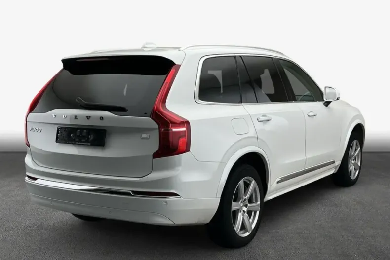 Volvo XC90 din 2023 cu 66.076 km - oferta VOL202759 - foto 3