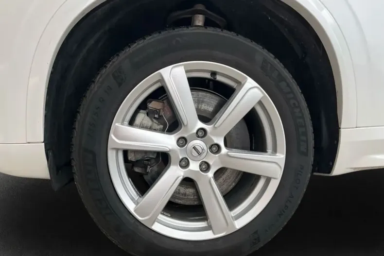 Volvo XC90 din 2023 cu 66.076 km - oferta VOL202759 - foto 7