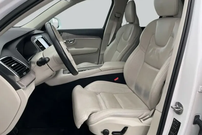 Volvo XC90 din 2023 cu 66.076 km - oferta VOL202759 - foto 11