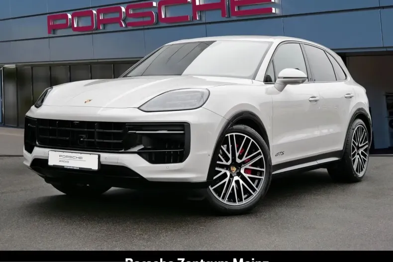 Porsche Cayenne din 2024 cu 39.900 km - oferta POR202761 - foto 1