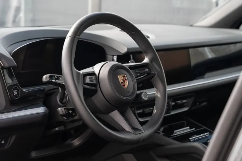 Porsche Cayenne din 2025 cu 13.200 km - oferta POR202762 - foto 18