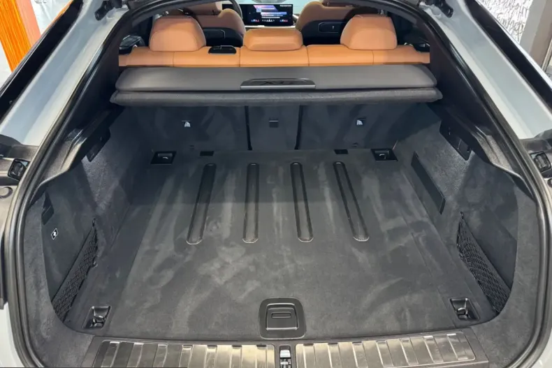 BMW X6 (Seria X) din 2024 cu 37.718 km - oferta BMW202765 - foto 27