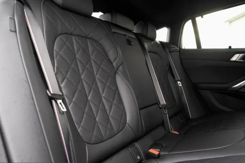 BMW X6 (Seria X) din 2025 cu 24.990 km - oferta BMW202768 - foto 23