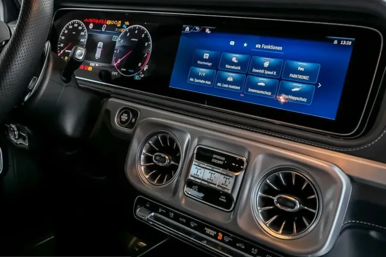 Mercedes-Benz G 63 AMG (Clasa G) din 2025 cu 23.989 km - oferta MER202771 - foto 8