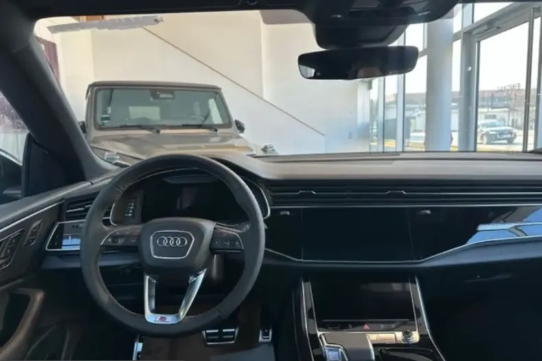 Audi Q8 din 2026 cu 15 km - oferta AUD202773 - foto 9
