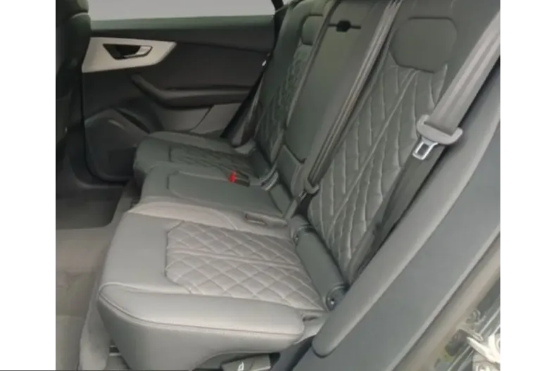 Audi Q8 din 2026 cu 15 km - oferta AUD202773 - foto 13