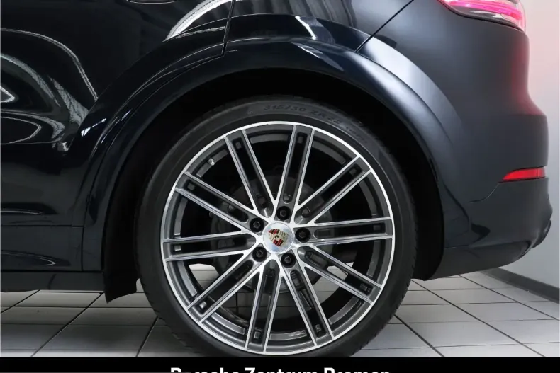 Porsche Cayenne din 2023 cu 55.580 km - oferta POR202775 - foto 12