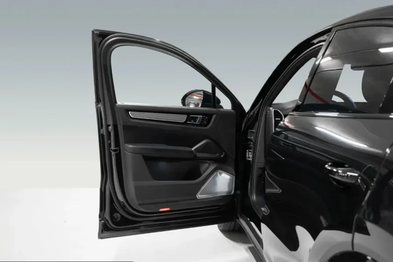 Porsche Cayenne din 2023 cu 69.800 km - oferta POR202777 - foto 18