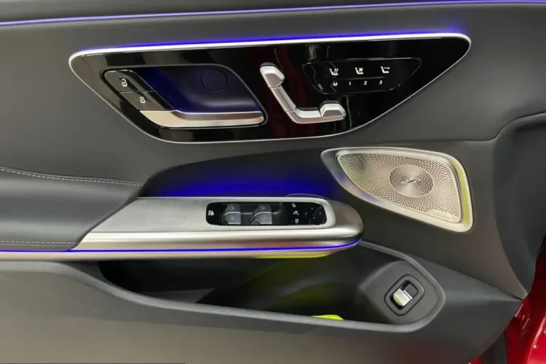 Mercedes-Benz E 53 AMG (Clasa E) din 2025 cu 5.210 km - oferta MER202778 - foto 15