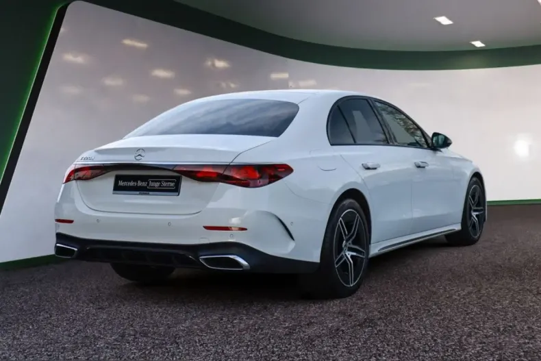 Mercedes-Benz E 220 (Clasa E) din 2025 cu 13.238 km - oferta MER202780 - foto 2