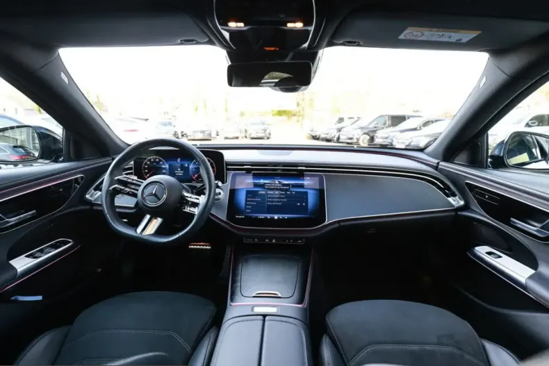 Mercedes-Benz E 220 (Clasa E) din 2025 cu 13.238 km - oferta MER202780 - foto 4