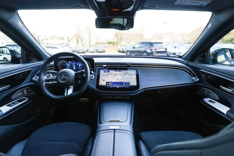 Mercedes-Benz E 300 (Clasa E) din 2025 cu 39.691 km - oferta MER202781 - foto 3