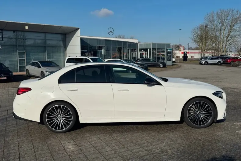 Mercedes-Benz C 200 (Clasa C) din 2025 cu 17.204 km - oferta MER202783 - foto 4