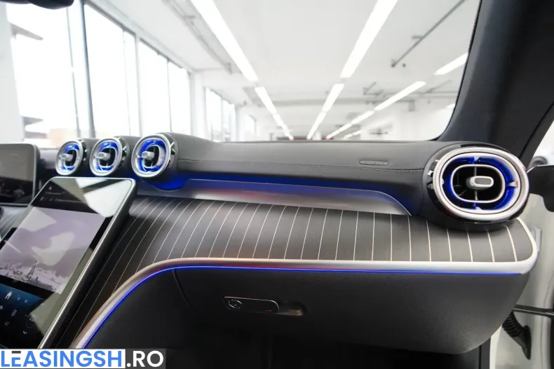 Mercedes-Benz CLE 200 (Clasa CLE) din 2025 cu 15.900 km - oferta MER202785 - foto 40