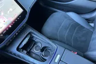 Mercedes-Benz E 220 (Clasa E) din 2025 cu 10.000 km - oferta MER202786 - foto 18