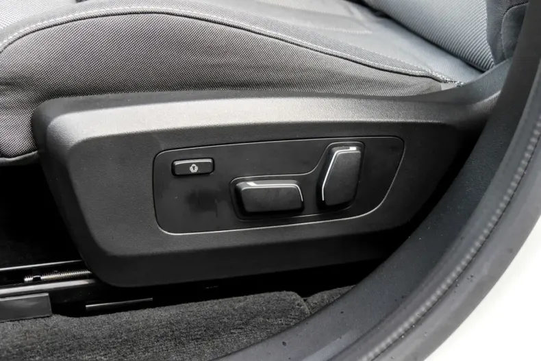 BMW X3 (Seria X) din 2025 cu 12.137 km - oferta BMW202788 - foto 12