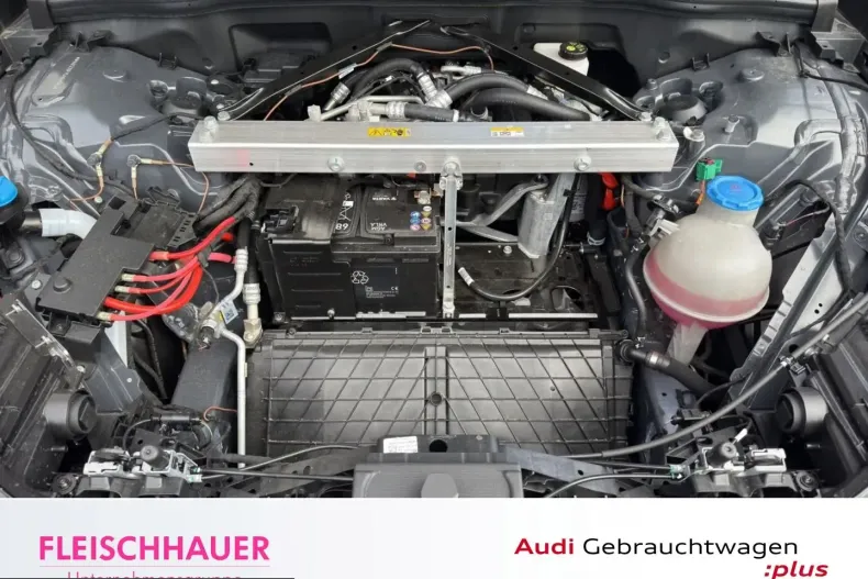 Audi Q6 e-tron din 2025 cu 5.827 km - oferta AUD202797 - foto 21