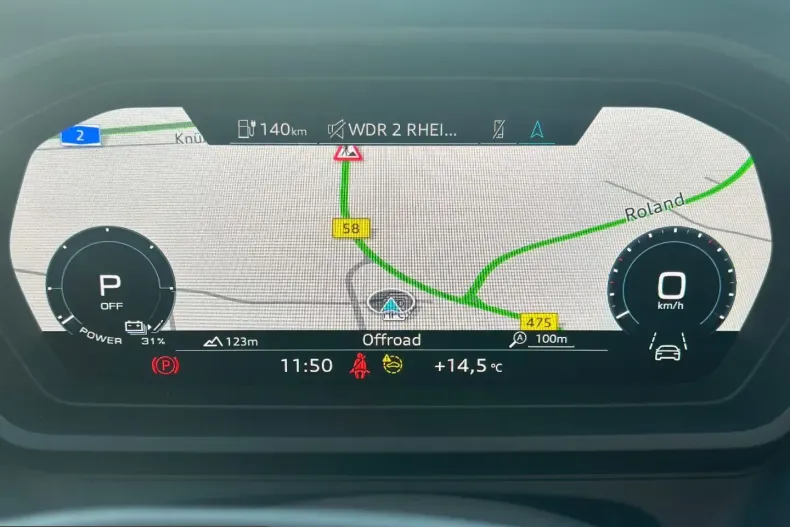 Audi Q4 e-tron din 2024 cu 25.290 km - oferta AUD202802 - foto 12