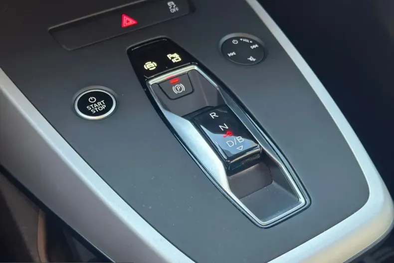 Audi Q4 e-tron din 2024 cu 25.290 km - oferta AUD202802 - foto 15