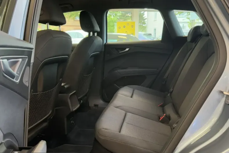 Audi Q4 e-tron din 2024 cu 29.515 km - oferta AUD202804 - foto 21