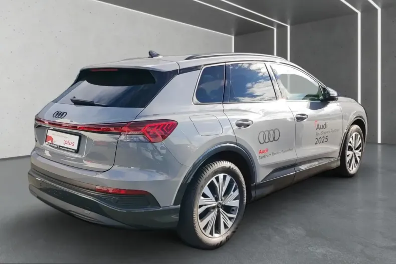 Audi Q4 e-tron din 2024 cu 13.208 km - oferta AUD202806 - foto 2