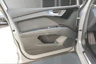 Audi Q4 e-tron din 2024 cu 13.208 km - oferta AUD202806 - foto 16