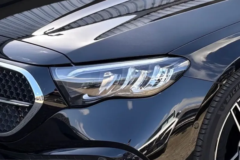 Mercedes-Benz E 200 (Clasa E) din 2025 cu 16.678 km - oferta MER202807 - foto 10