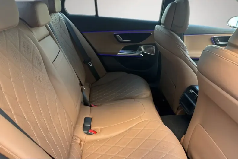 Mercedes-Benz E 200 (Clasa E) din 2025 cu 16.678 km - oferta MER202807 - foto 24