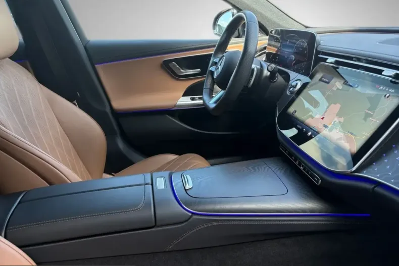 Mercedes-Benz E 200 (Clasa E) din 2025 cu 16.678 km - oferta MER202807 - foto 26