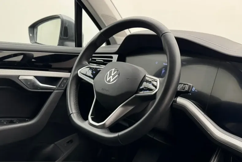 Volkswagen Touareg din 2023 cu 40.760 km - oferta VOL202809 - foto 6