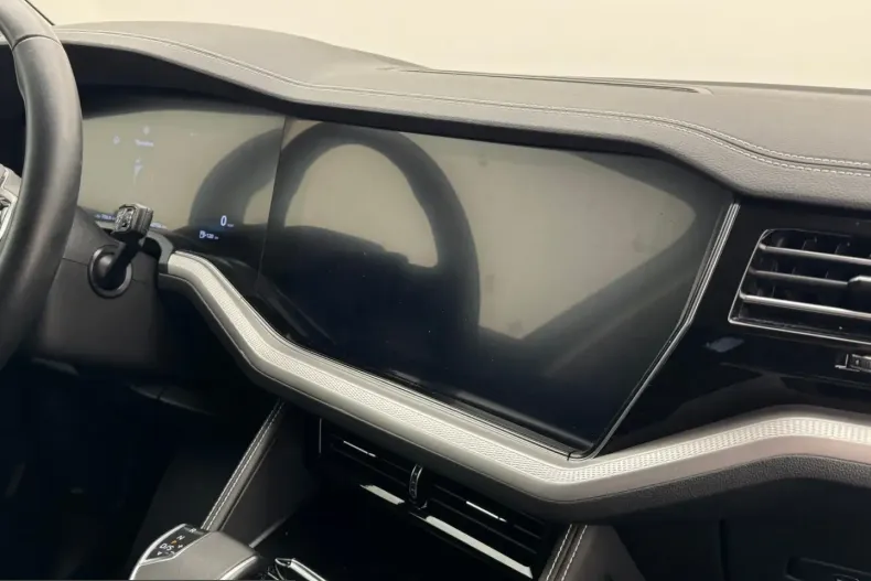 Volkswagen Touareg din 2023 cu 40.760 km - oferta VOL202809 - foto 7