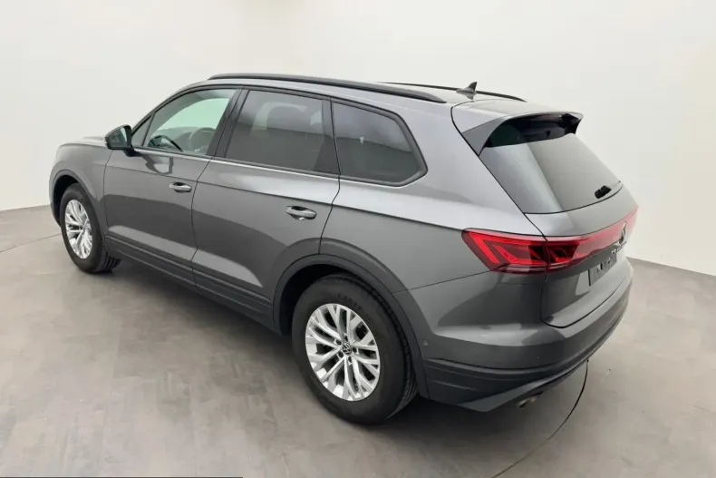 Volkswagen Touareg din 2023 cu 40.760 km - oferta VOL202809 - foto 14