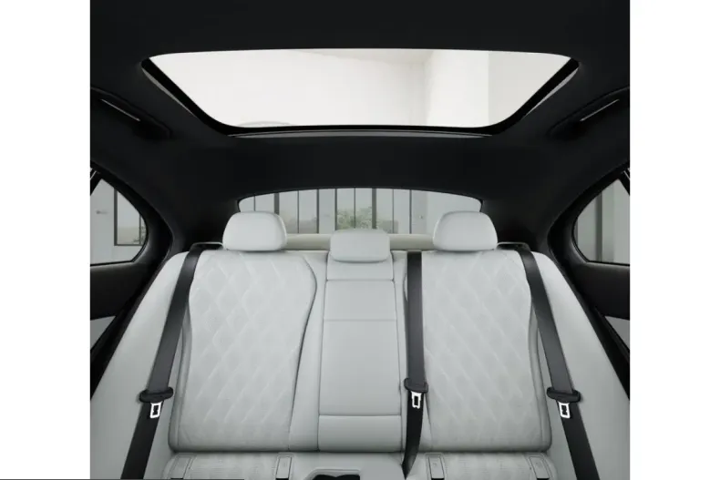 Mercedes-Benz E 400 (Clasa E) din 2025 cu 33.823 km - oferta MER202810 - foto 18