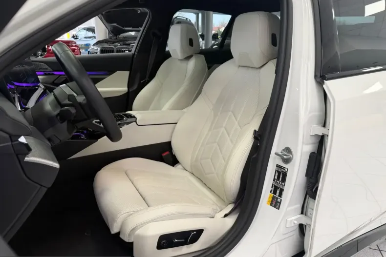 BMW 550 (Seria 5) din 2025 cu 23.100 km - oferta BMW202812 - foto 12