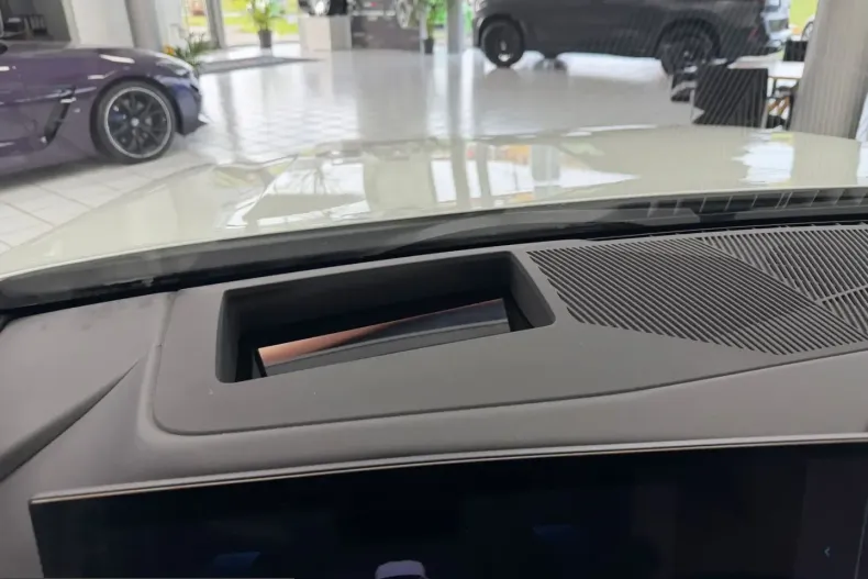 BMW 550 (Seria 5) din 2025 cu 23.100 km - oferta BMW202812 - foto 14