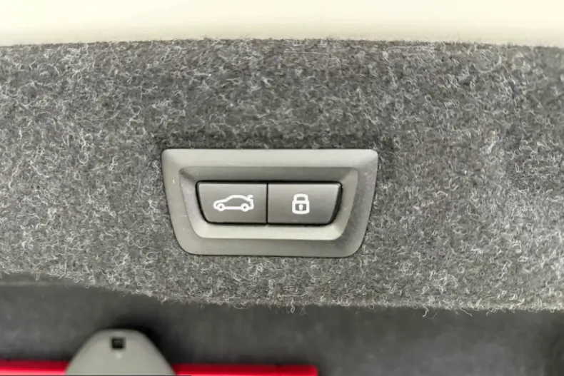 BMW 550 (Seria 5) din 2025 cu 23.100 km - oferta BMW202812 - foto 27