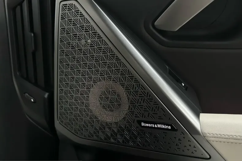 BMW 550 (Seria 5) din 2025 cu 25.800 km - oferta BMW202814 - foto 11