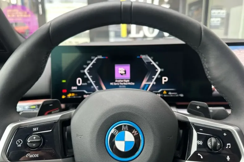 BMW 550 (Seria 5) din 2025 cu 25.800 km - oferta BMW202814 - foto 18