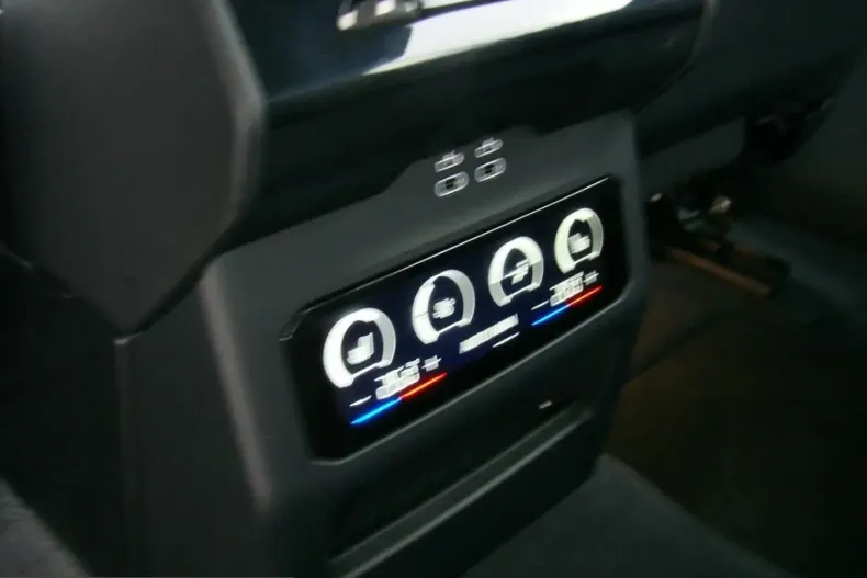 BMW 520 (Seria 5) din 2025 cu 24.408 km - oferta BMW202817 - foto 20