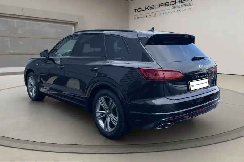 Volkswagen Touareg din 2023 cu 58.058 km - oferta VOL202824 - foto 3