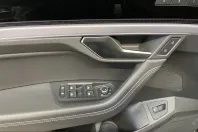 Volkswagen Touareg din 2023 cu 58.058 km - oferta VOL202824 - foto 8