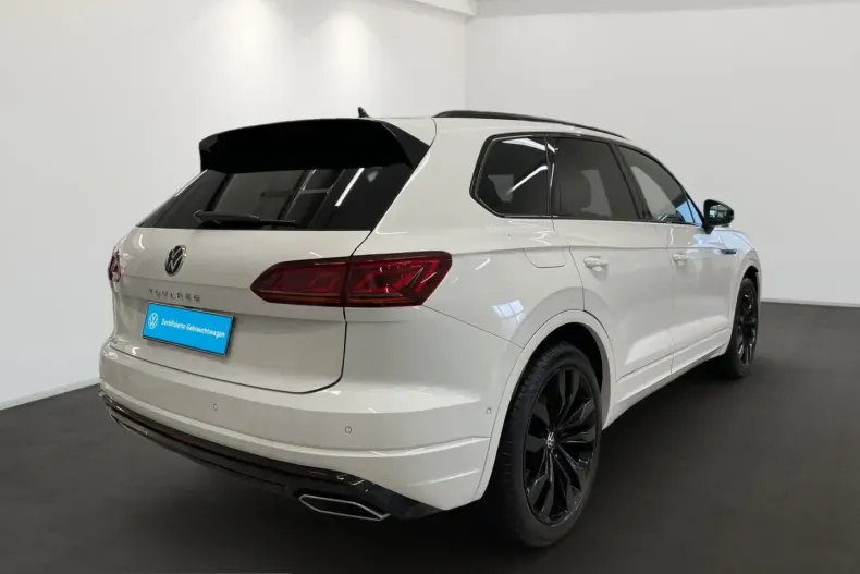 Volkswagen Touareg din 2023 cu 52.390 km - oferta VOL202825 - foto 4