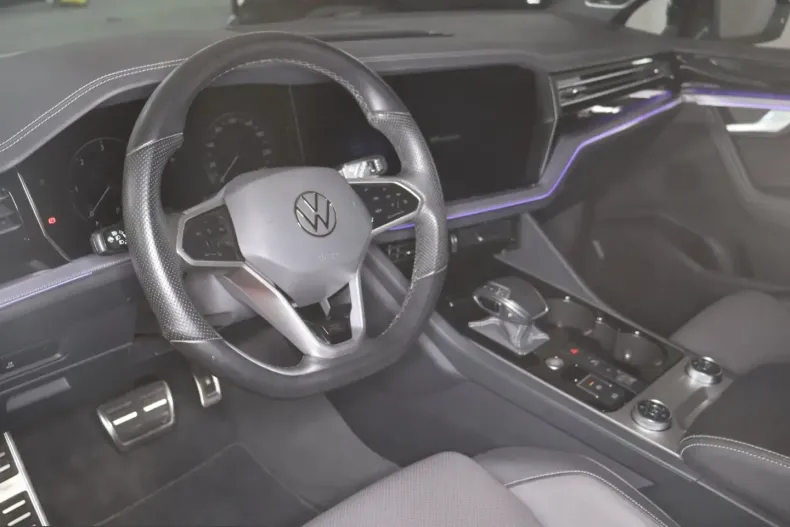 Volkswagen Touareg din 2023 cu 44.442 km - oferta VOL202826 - foto 7