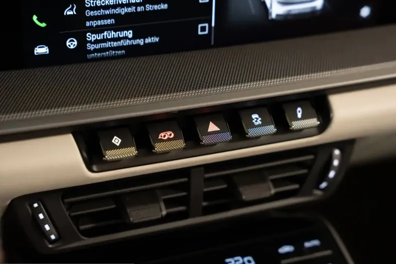 Porsche 992 din 2024 cu 6.800 km - oferta POR202828 - foto 38