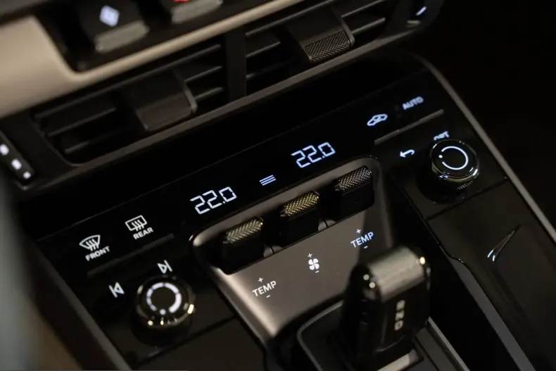 Porsche 992 din 2024 cu 6.800 km - oferta POR202828 - foto 39