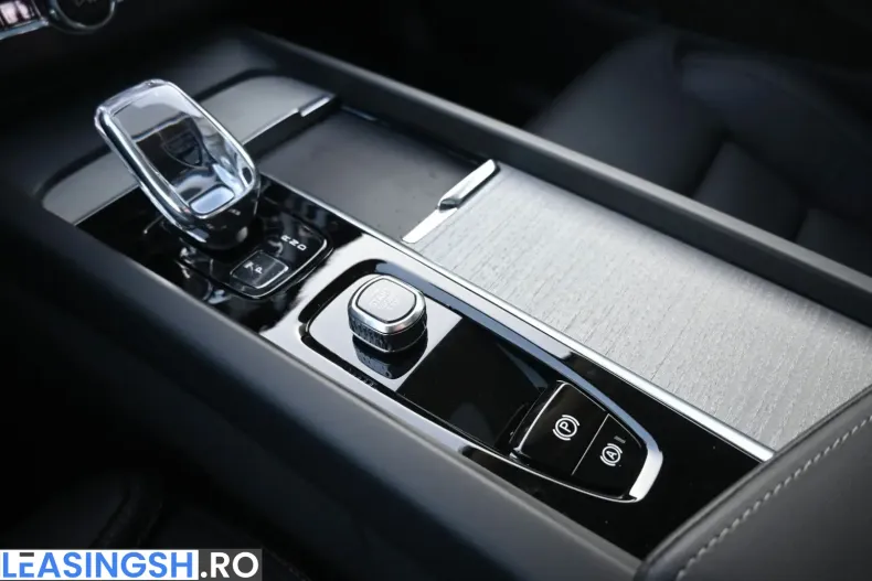 Volvo XC60 din 2025 cu 19.000 km - oferta VOL202829 - foto 24